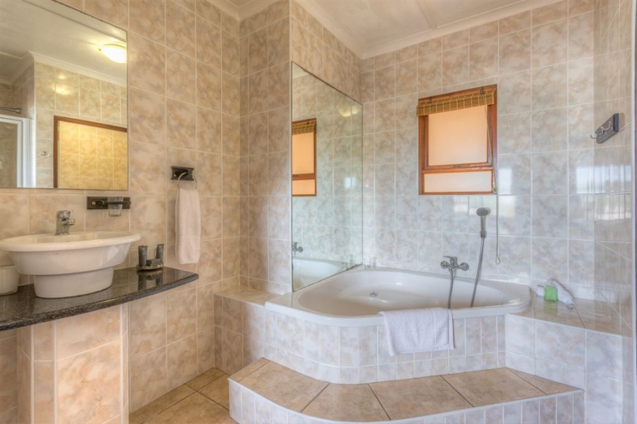 12 Bedroom Property for Sale in East Bank Eastern Cape